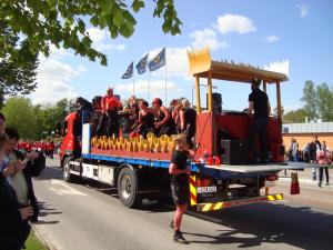 <img300*0:stuff/z/1/SOF2009Cortege/DSC03315.JPG>