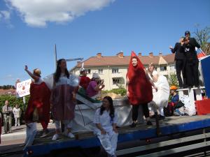 <img300*0:stuff/z/1/SOF2009Cortege/DSC03351.JPG>