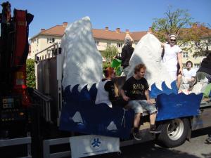 <img300*0:stuff/z/1/SOF2009Cortege/DSC03382.JPG>