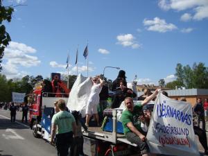 <img300*0:stuff/z/1/SOF2009Cortege/DSC03384.JPG>