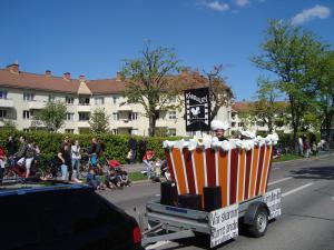 <img300*0:stuff/z/1/SOF2009Cortege/DSC03385.JPG>