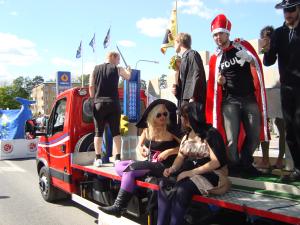 <img300*0:stuff/z/1/SOF2009Cortege/DSC03397.JPG>