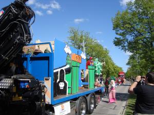 <img300*0:stuff/z/1/SOF2009Cortege/DSC03400.JPG>