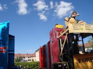 <img300*0:stuff/z/1/SOF2009Cortege/DSC03446.JPG>