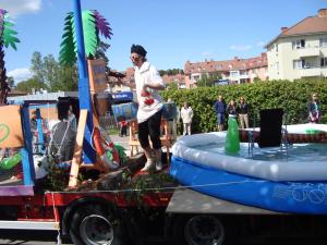 <img300*0:stuff/z/1/SOF2009Cortege/DSC03450.JPG>