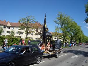 <img300*0:stuff/z/1/SOF2009Cortege/DSC03459.JPG>