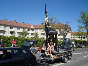 <img300*0:stuff/z/1/SOF2009Cortege/DSC03460.JPG>