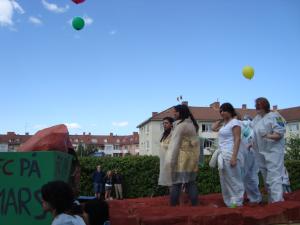 <img300*0:stuff/z/1/SOF2009Cortege/DSC03497.JPG>