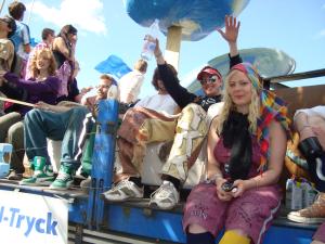 <img300*0:stuff/z/1/SOF2009Cortege/DSC03508.JPG>
