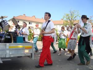 <img300*0:stuff/z/1/SOF2009Cortege/DSC03514.JPG>