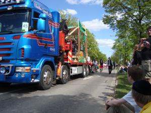 <img300*0:stuff/z/1/SOF2009Cortege/DSC03523.JPG>