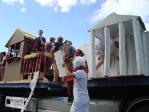<img300*0:stuff/z/1/SOF2009Cortege/DSC03538.JPG>