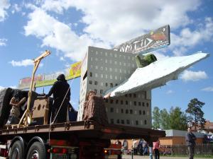 <img300*0:stuff/z/1/SOF2009Cortege/DSC03551.JPG>
