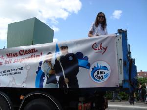 <img300*0:stuff/z/1/SOF2009Cortege/DSC03574.JPG>