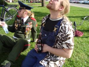 <img300*0:stuff/z/1/SOF2009Cortege/DSC03648.JPG>