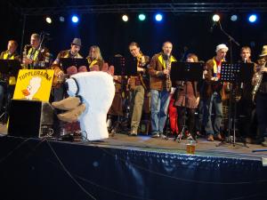 <img300*0:stuff/z/1/SOF2009Friday/DSC03215.JPG>