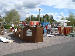 <img300*0:stuff/z/1/SOF2009building/DSC02796.JPG>