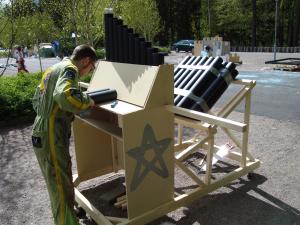 <img300*0:stuff/z/1/SOF2009building/DSC02805.JPG>