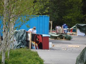 <img300*0:stuff/z/1/SOF2009building/DSC02838.JPG>