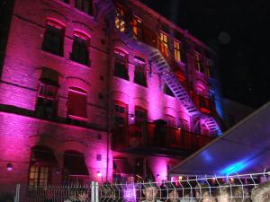 <img300*0:stuff/z/1/SOF2009norrkoping/DSC02853.JPG>
