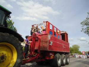 <img300*0:stuff/z/1/SOF2011Saturday/dsc04693.jpg>