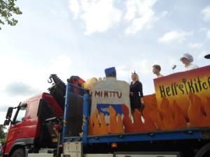 <img300*0:stuff/z/1/SOF2011Saturday/dsc04708.jpg>