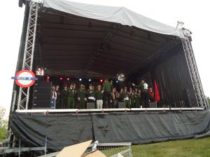 <img300*0:stuff/z/1/SOF2011Thursday/dsc04579.jpg>