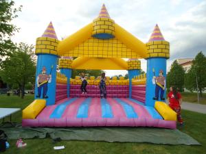 <img300*0:stuff/z/1/SOF2011Thursday/dsc04583.jpg>
