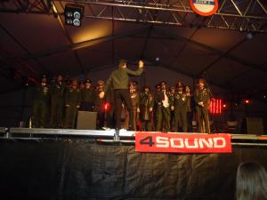 <img300*0:stuff/z/1/SOF2011Thursday/dsc04607.jpg>