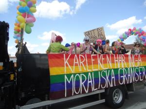 <img300*0:stuff/z/1/SOF2013Cortege/DSC08235.JPG>