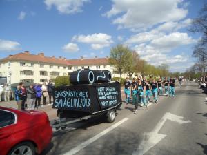<img300*0:stuff/z/1/SOF2013Cortege/DSC08247.JPG>
