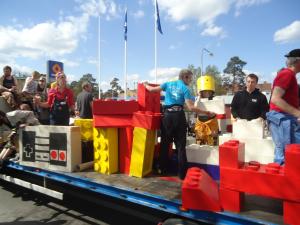 <img300*0:stuff/z/1/SOF2013Cortege/DSC08280.JPG>