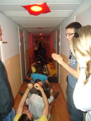 <imgl300*0:stuff/z/1/SeaSexAndFunParty/DSC06596.JPG>