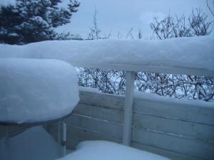 <img300*0:stuff/z/1/Snowy%2520balcony/i1261919669_1.jpg>