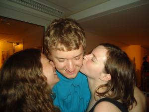 <img300*0:stuff/z/1/Thursday2012-05-10/DSC06568.JPG>