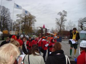 <img300*0:stuff/z/1/UteKravallen2010/DSC00281.JPG>