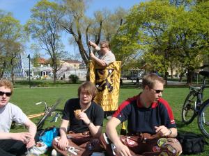 <img300*0:stuff/z/1/Valborg2009/DSC02271.JPG>