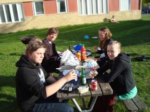 <img300*0:stuff/z/1/Valborg2009/DSC02457.JPG>