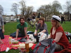 <img300*0:stuff/z/1/Valborg2010/DSC00037.JPG>