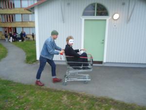 <img300*0:stuff/z/1/Valborg2012/DSC06454.JPG>