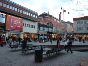 <img300*0:stuff/z/1/Yule%2520shopping%2520in%2520LinkÃ¶ping/dsc00782.jpg>