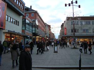 <img300*0:stuff/z/1/Yule%2520shopping%2520in%2520LinkÃ¶ping/dsc00784.jpg>