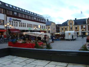 <img300*0:stuff/z/1/Yule%2520shopping%2520in%2520LinkÃ¶ping/dsc00795.jpg>