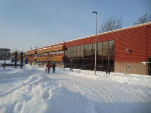 <img300*0:stuff/z/1/igloo%2520building/DSC08393.JPG>