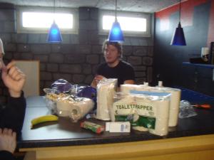 <img300*0:stuff/z/1/scavenging%2520nationskallaren/DSC08140.JPG>