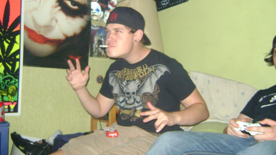 <img0*500:stuff/z/102271/%2526%2520we%2520were%2520young/i1271691163_10.jpg>