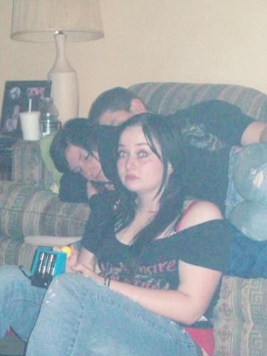 <img0*500:stuff/z/102271/%2526%2520we%2520were%2520young/i1271691163_16.jpg>