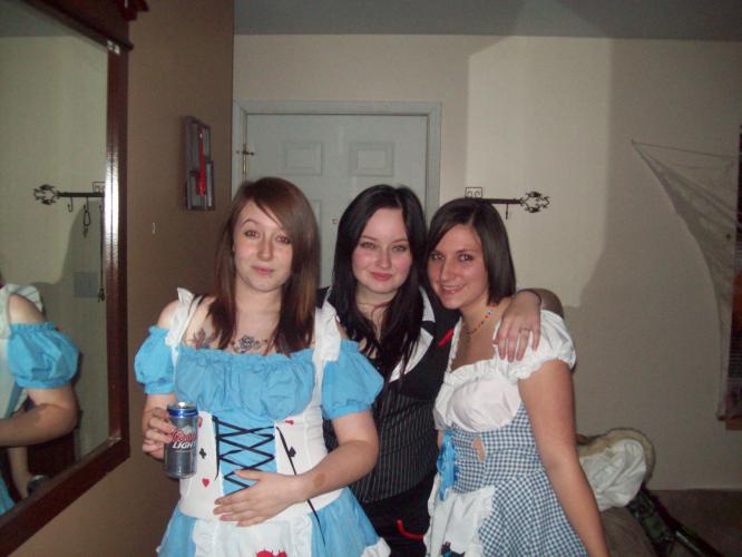 <img0*500:stuff/z/102271/%2526%2520we%2520were%2520young/i1271691163_4.jpg>