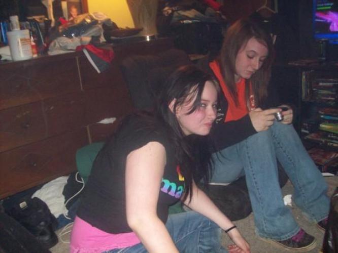 <img0*500:stuff/z/102271/%2526%2520we%2520were%2520young/i1271691164_33.jpg>