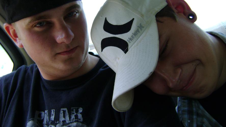 <img0*500:stuff/z/102271/%2526%2520we%2520were%2520young/i1271691164_36.jpg>
